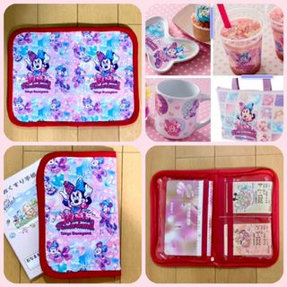 ディズニー(Disney)のパルパルーザ💓マルチケースミニーファンダーランド　通帳、カード　お薬手帳(母子手帳ケース)