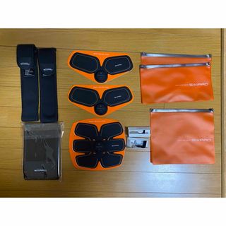 シックスパッド(SIXPAD)のシックスパッド アブズ&ツインボディセット（電池式）(トレーニング用品)