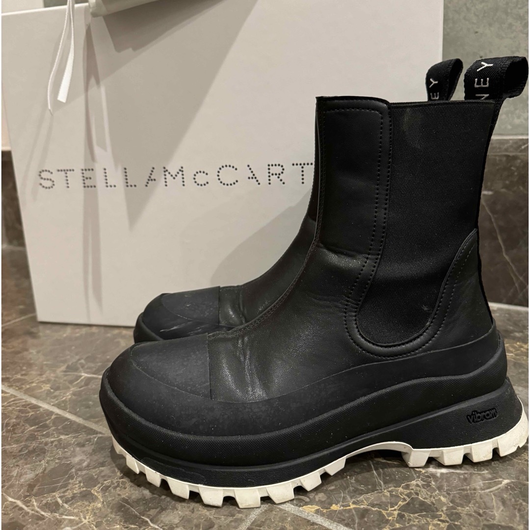 Stella McCartney(ステラマッカートニー)のStella McCartney Trace Chelseaサイドゴアブーツ レディースの靴/シューズ(ブーツ)の商品写真