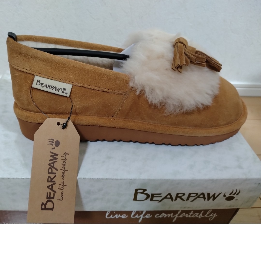 BEARPAW(ベアパウ)のベアパウ BEARPAW タッセル付シープスキンスリッポン レディースの靴/シューズ(スリッポン/モカシン)の商品写真