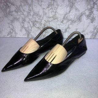 ザラ(ZARA)のZARA  フラットシューズ　サイズ37(23.5㎝)ポインテッドトゥ　ブラック(ハイヒール/パンプス)