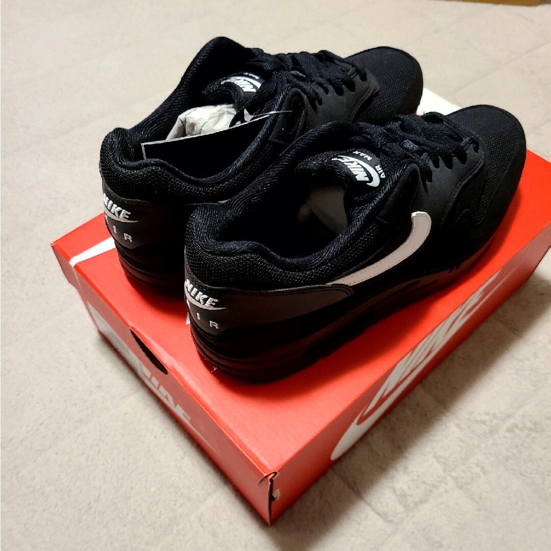 NIKE(ナイキ)のNIKE　AIR MAX 1 27cm メンズの靴/シューズ(スニーカー)の商品写真