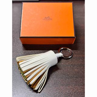 エルメス(Hermes)の【未使用】Hermès エルメス カルメン チャーム キーホルダー(キーホルダー)