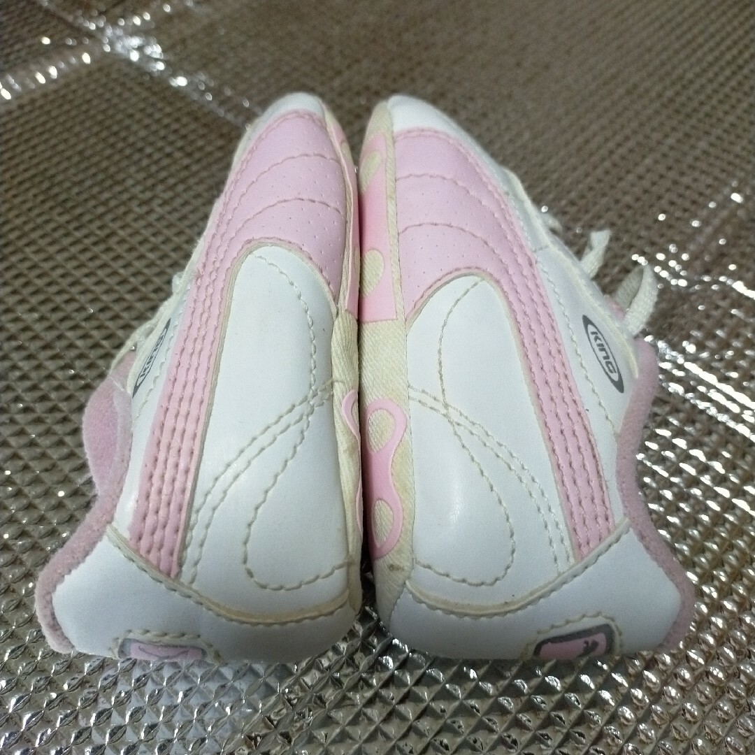 PUMA(プーマ)のファーストシューズ　スニーカー キッズ/ベビー/マタニティのベビー靴/シューズ(~14cm)(スニーカー)の商品写真