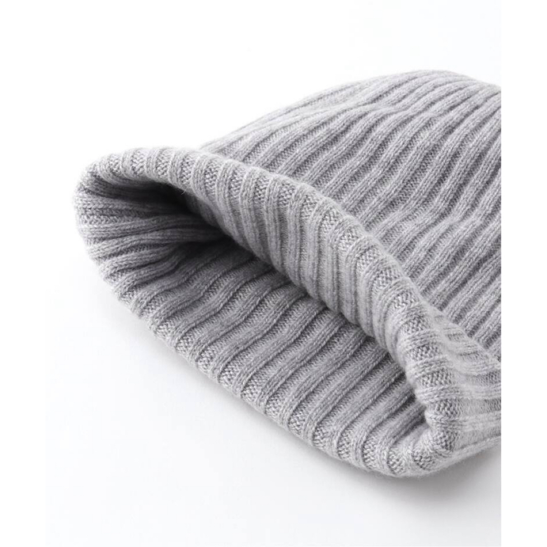 L'Appartement DEUXIEME CLASSE(アパルトモンドゥーズィエムクラス)のL'Appartement Cashmere knit Cap グレー レディースの帽子(ニット帽/ビーニー)の商品写真