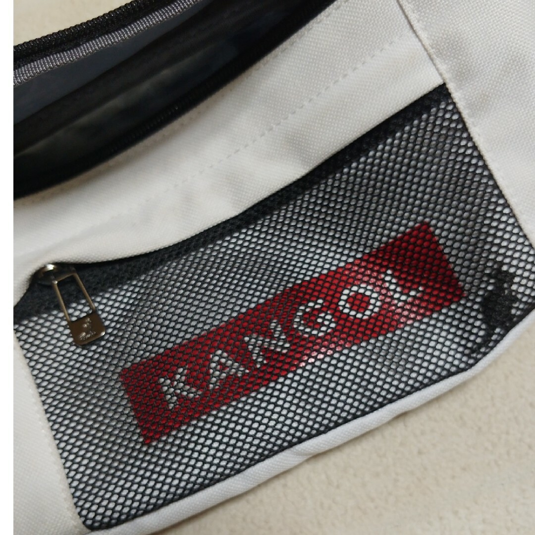 KANGOL(カンゴール)のカンゴール斜めバック レディースのバッグ(ショルダーバッグ)の商品写真