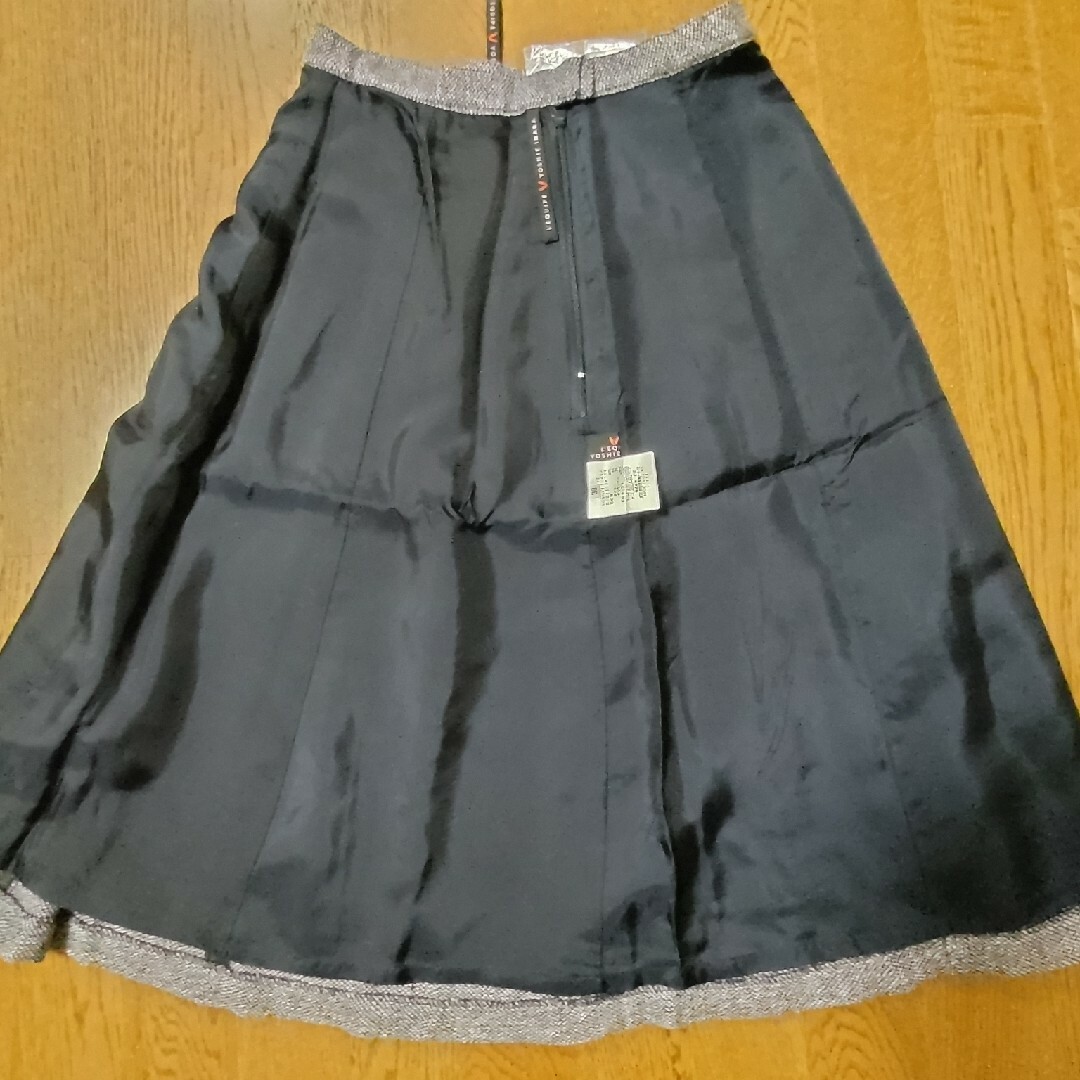 L'EQUIPE(レキップ)のレキップ　ヨシエイナバ　麻　フレアスカート　38サイズ レディースのスカート(ひざ丈スカート)の商品写真