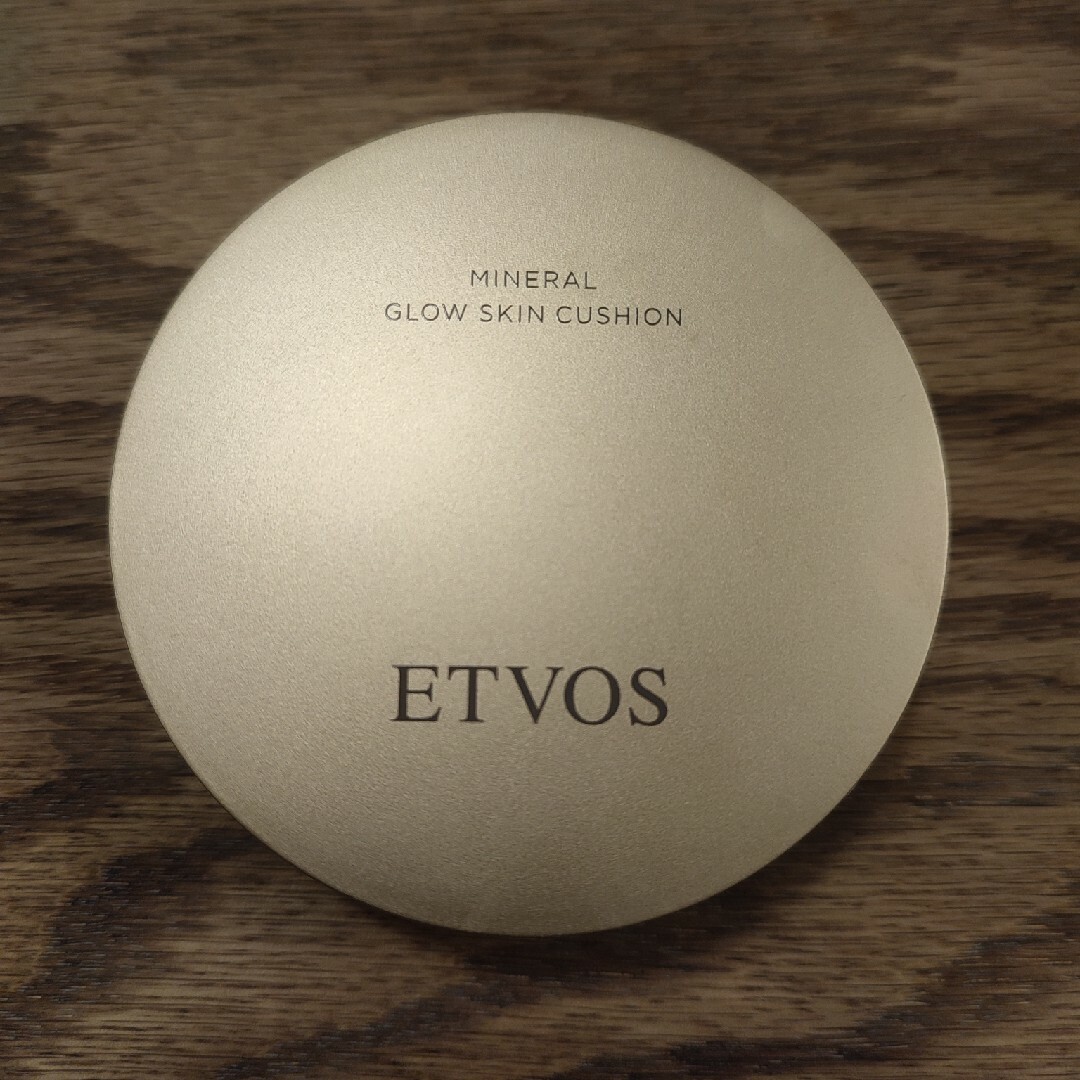 ETVOS(エトヴォス)のETVOS　エトヴォス　ミネラルグロウスキンクッション　ナチュラルピンク コスメ/美容のベースメイク/化粧品(ファンデーション)の商品写真