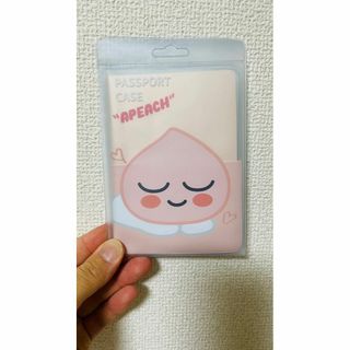 カカオフレンズ クリア パスポート ケース APEACH アピーチ(旅行用品)