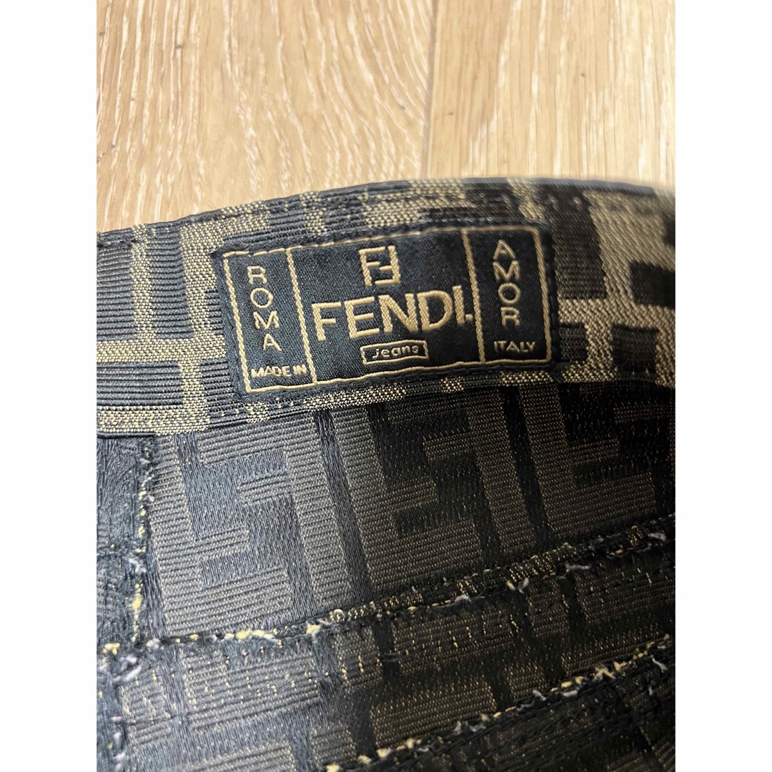 FENDI - 希少 美品 FENDI 90's vintage ズッカ柄 パンツ メンズ FENDI - 希少 美品 FENDI 90's vintage ズッカ柄 パンツ メンズ