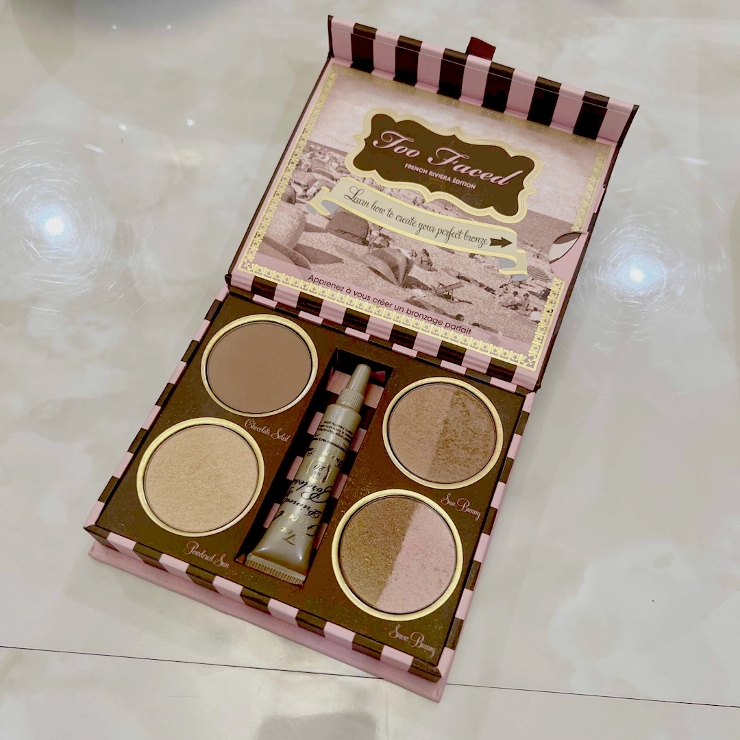 Too Faced(トゥフェイス)のトゥーフェイスド　シェーディング　ハイライター　 コスメ/美容のベースメイク/化粧品(フェイスカラー)の商品写真