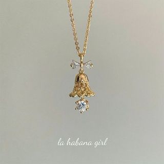 ポールアンドジョー(PAUL & JOE)のLaHabanagirl ゴールド クリスタルガラス ベル ネックレス (ネックレス)