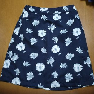 マジェスティックレゴン(MAJESTIC LEGON)のスカート 花柄(ひざ丈スカート)