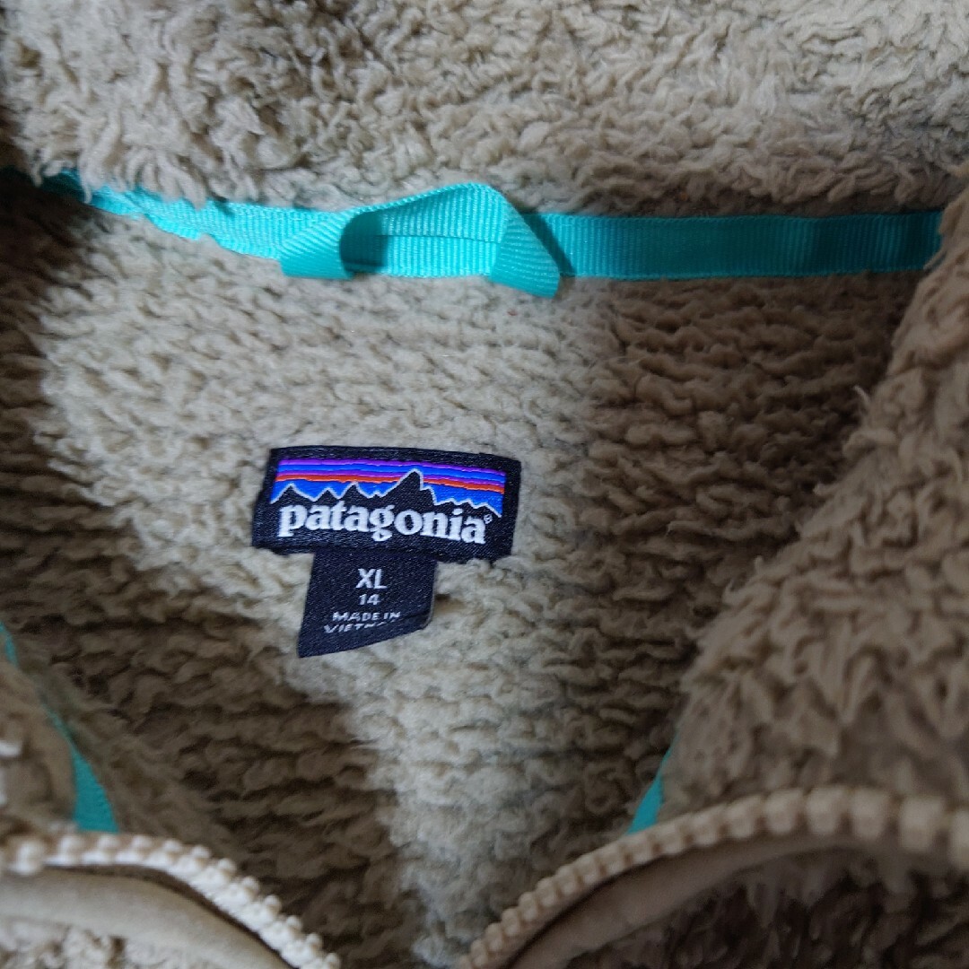 patagonia(パタゴニア)の値下げしました！パタゴニア　ロスガトスベスト　ガールズXL キッズ/ベビー/マタニティのキッズ服女の子用(90cm~)(ジャケット/上着)の商品写真