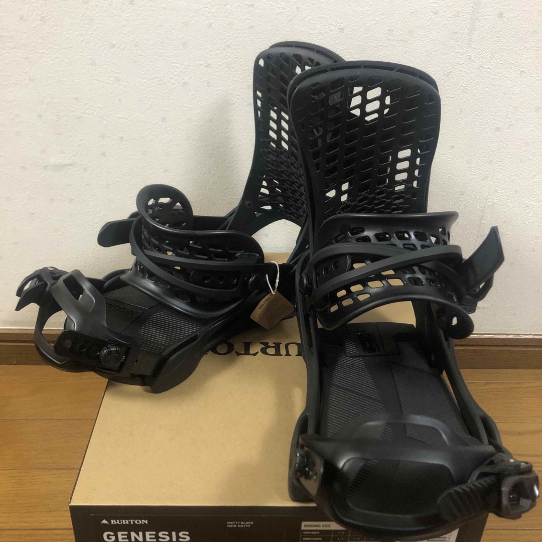 新品未使用品　BURTON  GENESIS  MサイズGENESIS