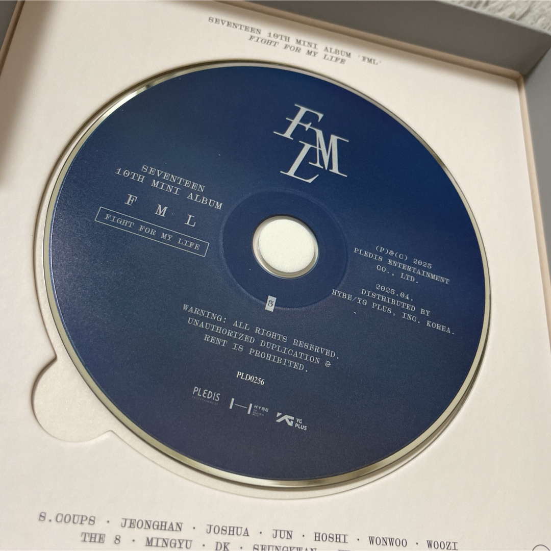 SEVENTEEN(セブンティーン)のSEVENTEEN  FML C盤 CD エンタメ/ホビーのタレントグッズ(アイドルグッズ)の商品写真