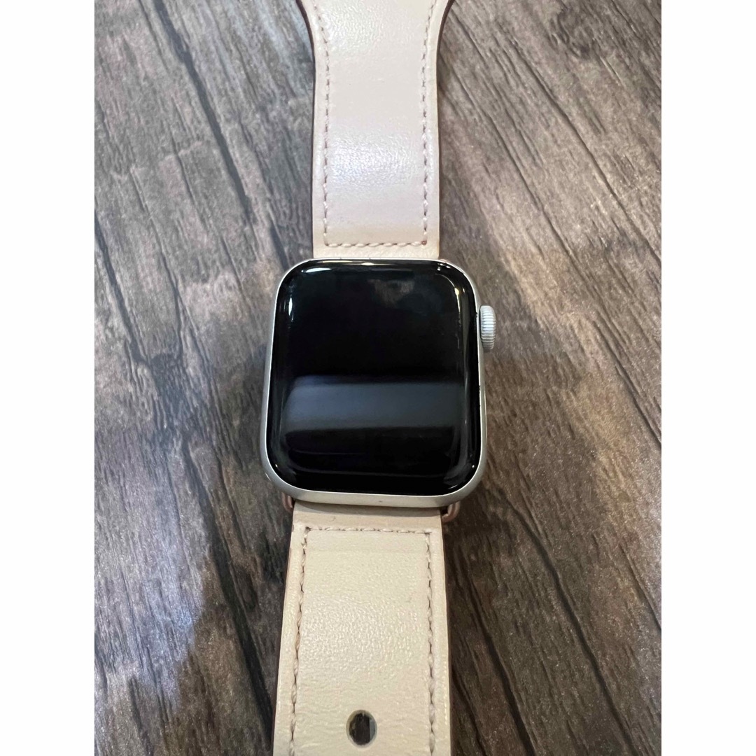 Apple Watch(アップルウォッチ)の早い者勝ち‼️Apple Watch Series 4 NIKE 40mm レディースのファッション小物(腕時計)の商品写真