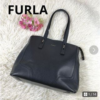 【FURLA】フルラ　トートバッグ　レザー　A4可能　ブラック　ファスナー