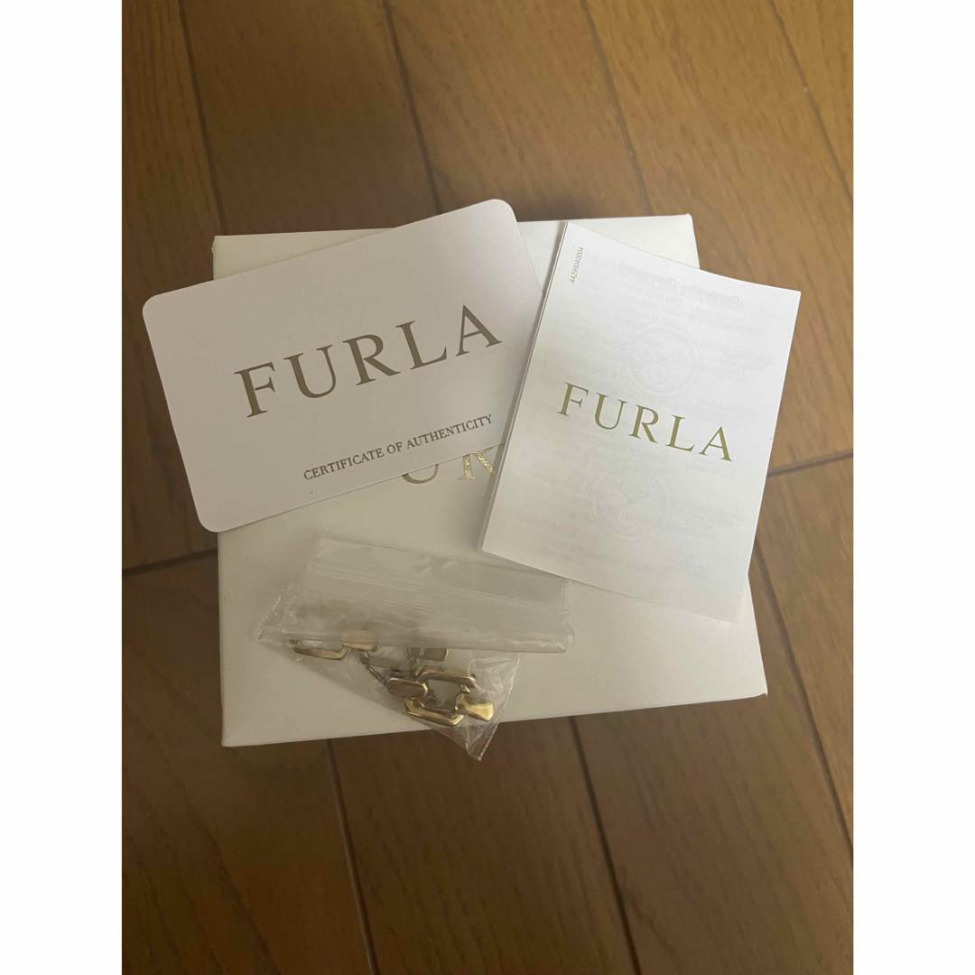 Furla(フルラ)のFURLA  フルラ　1927ウォッチ　イエローゴールド　腕時計 レディースのファッション小物(腕時計)の商品写真