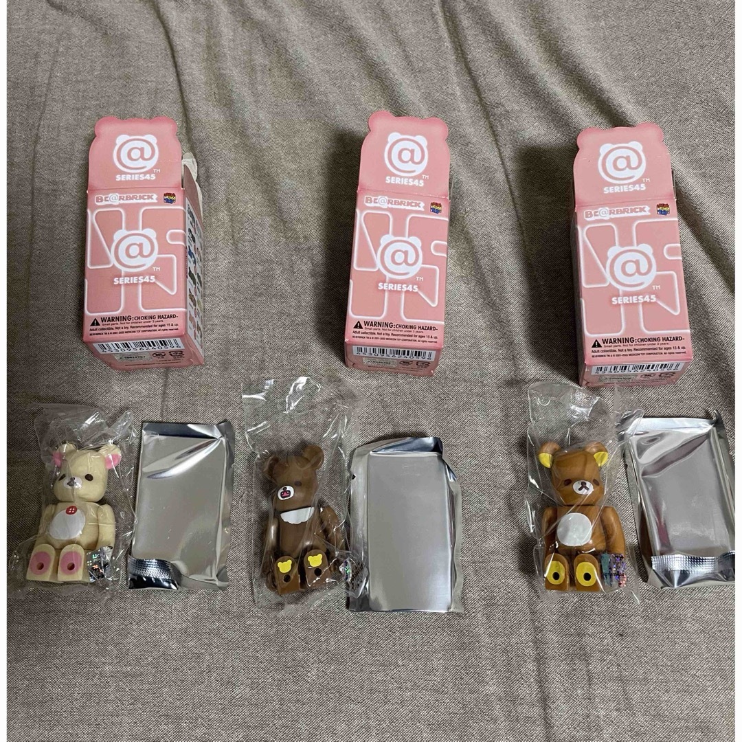 BE@RBRICK(ベアブリック)のBE＠RBRICK SERIES 45 CUTEリラックマ3点セット エンタメ/ホビーのおもちゃ/ぬいぐるみ(キャラクターグッズ)の商品写真