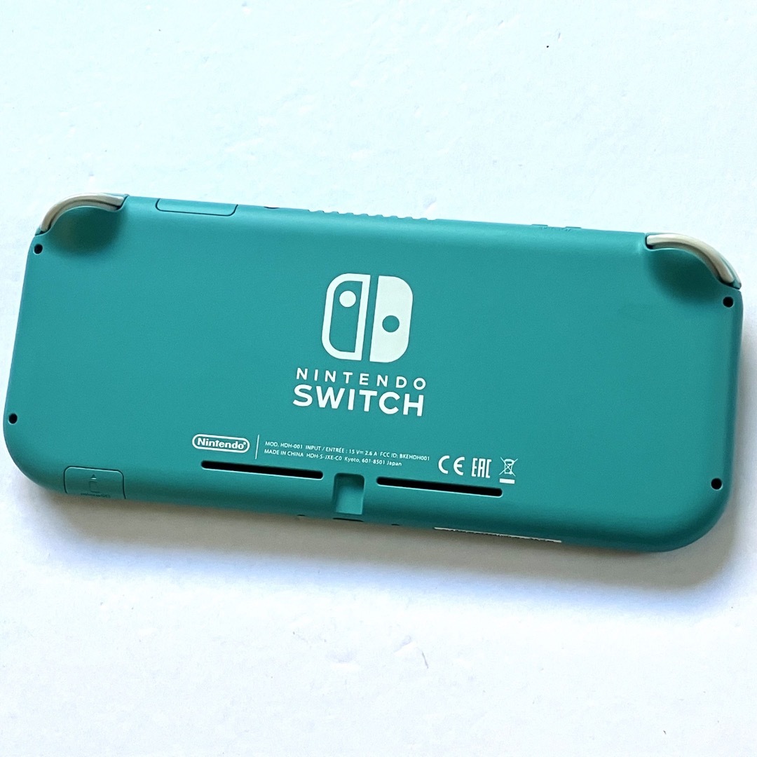 Nintendo Switch(ニンテンドースイッチ)の【ソフト 付属品付き】ニンテンドーswitch lite ターコイズ 緑 本体 エンタメ/ホビーのゲームソフト/ゲーム機本体(家庭用ゲーム機本体)の商品写真