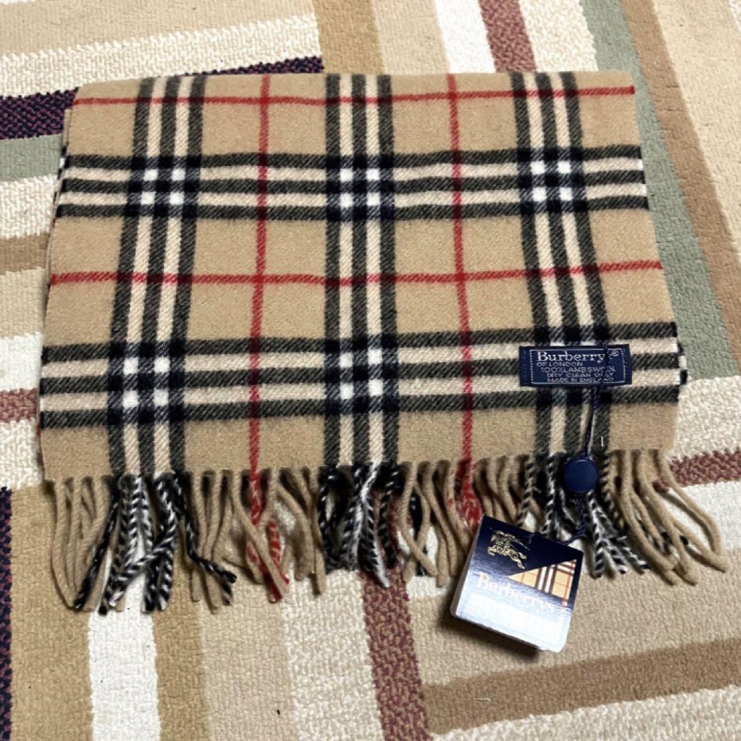 BURBERRY(バーバリー)の新品未使用タグ付　Burberrys ノバチェック　マフラー　バーバリー レディースのファッション小物(マフラー/ショール)の商品写真