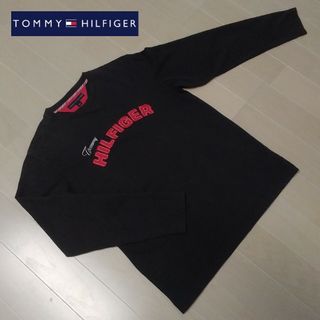 トミーヒルフィガー(TOMMY HILFIGER)の【TOMMY HILFIGER】ロゴ 刺繍 パッチ 長袖 Tシャツ ロンT(Tシャツ/カットソー(七分/長袖))