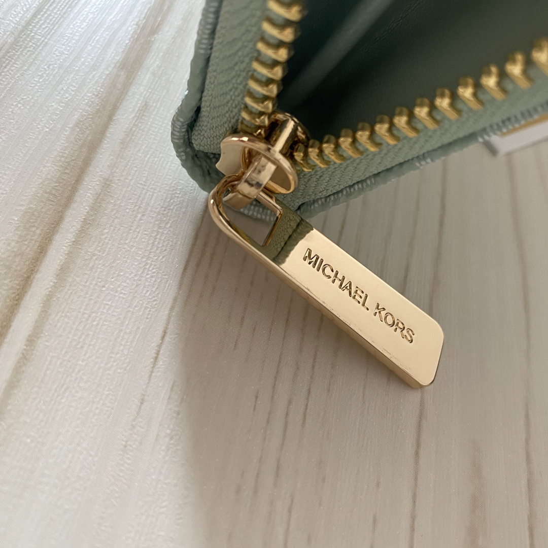MICHAEL KORS - 新品 MICHAEL KORS長財布 グリーン 財布 長財布 MICHAEL KORS - 新品 MICHAEL KORS長財布 グリーン 財布 長財布