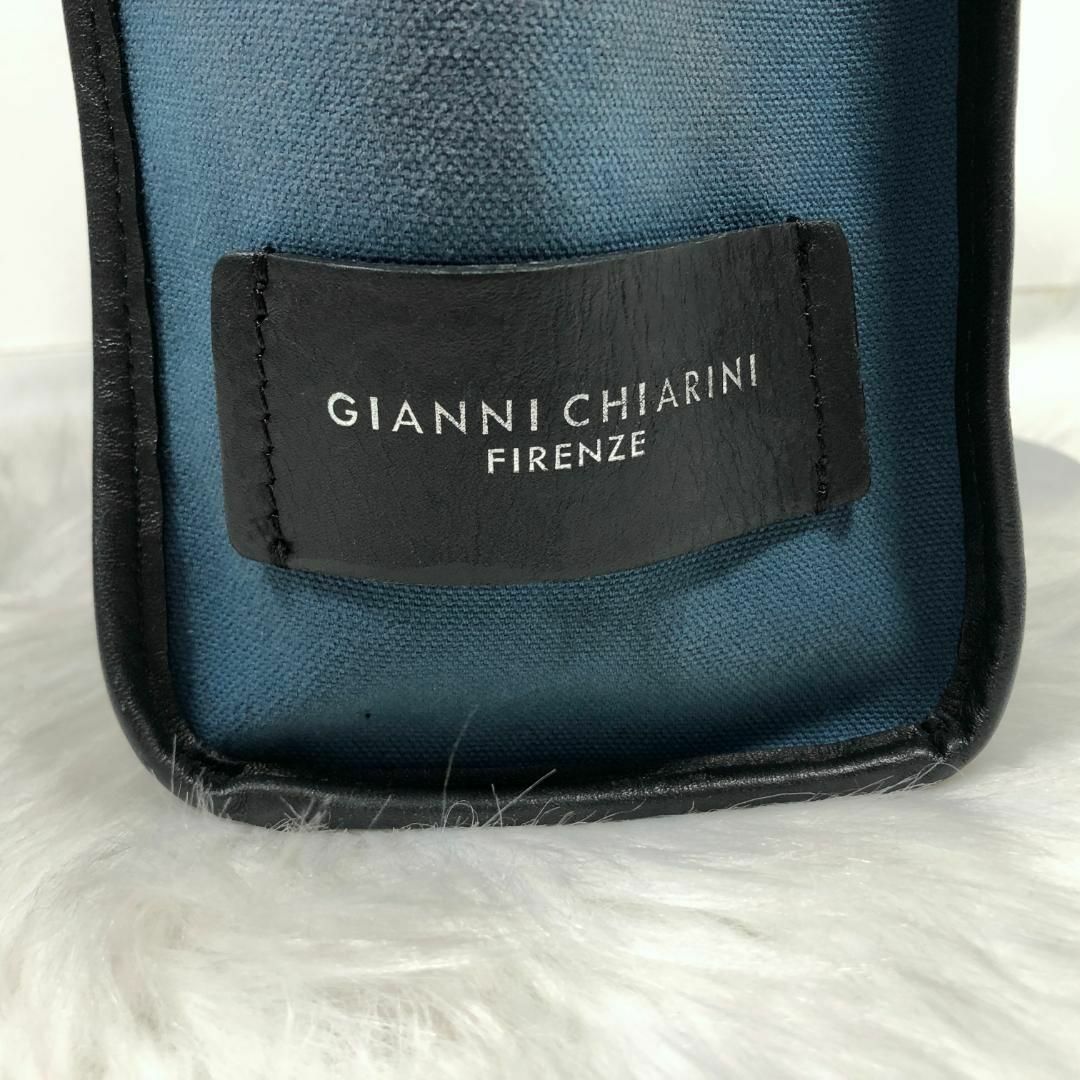 GIANNI CHIARINI(ジャンニキャリーニ)のGIANNI CHIARINI マルチェラ レザー キャンバス トートバッグ レディースのバッグ(トートバッグ)の商品写真