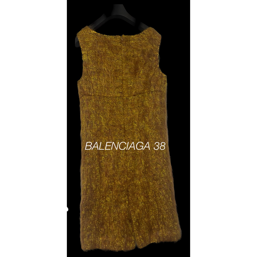 Balenciaga(バレンシアガ)のBALENCIAGA wool１００% 38 レディースのワンピース(ひざ丈ワンピース)の商品写真
