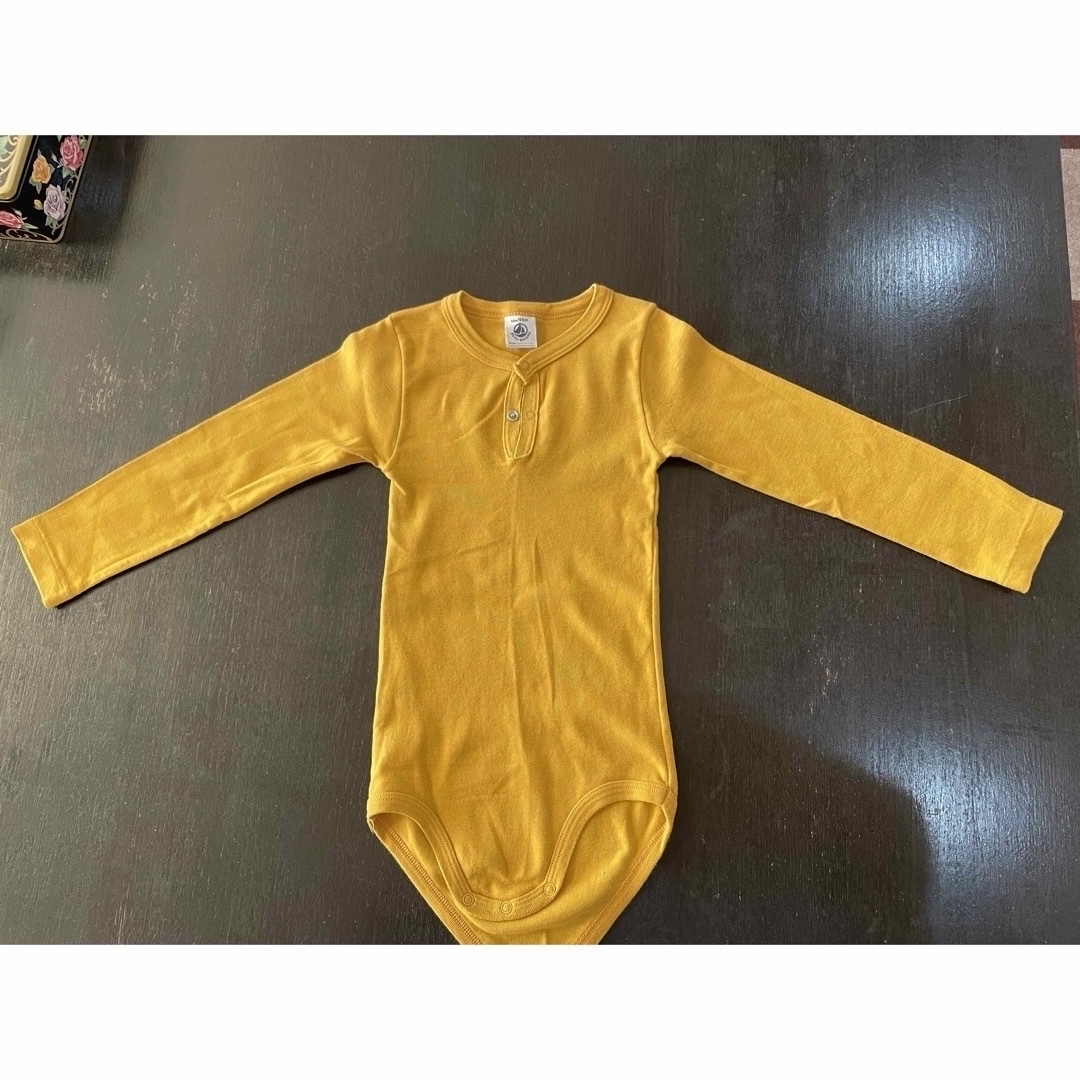 PETIT BATEAU(プチバトー)の⭐︎お値下げ⭐︎36m/94cmのみ　プチバトー肌着3枚セット キッズ/ベビー/マタニティのキッズ服男の子用(90cm~)(下着)の商品写真