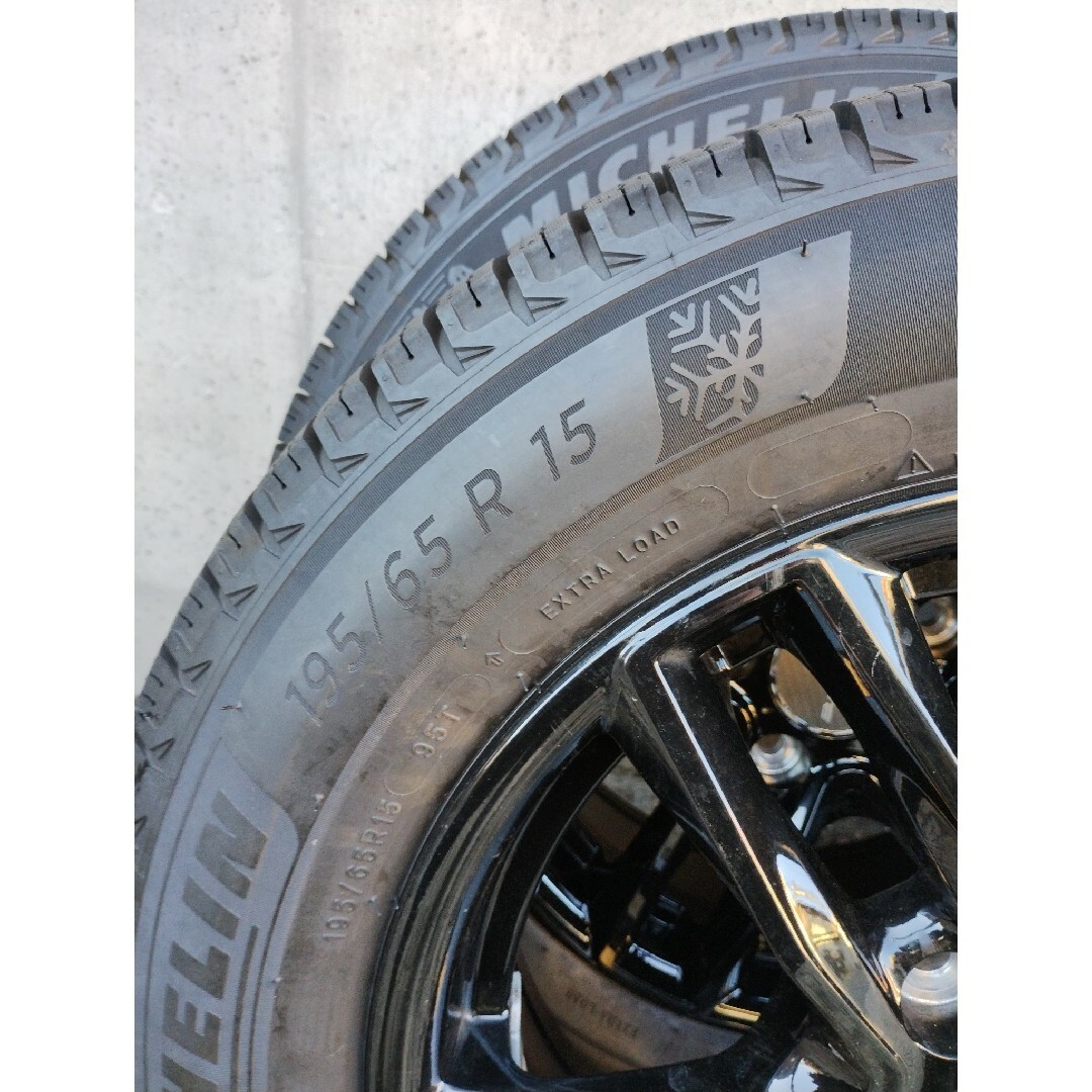 MICHELIN(ミシュラン)のスタッドレスタイヤ・ホイールセット 自動車/バイクの自動車(タイヤ・ホイールセット)の商品写真