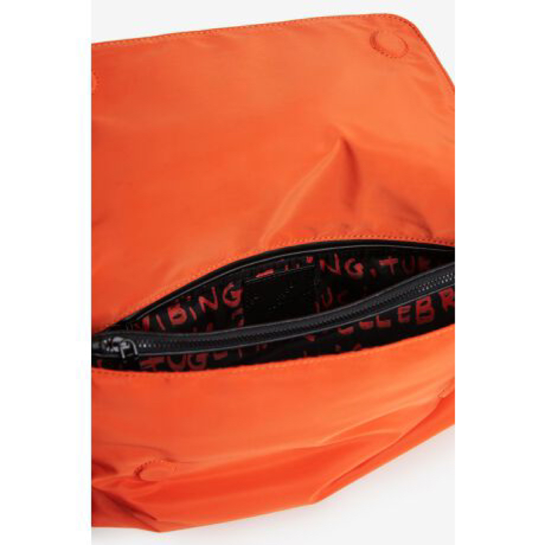 DESIGUAL(デシグアル)の新品✨タグ付き♪デシグアル　お洒落　かわいい　ショルダーバッグ  大特価‼️ レディースのバッグ(ショルダーバッグ)の商品写真
