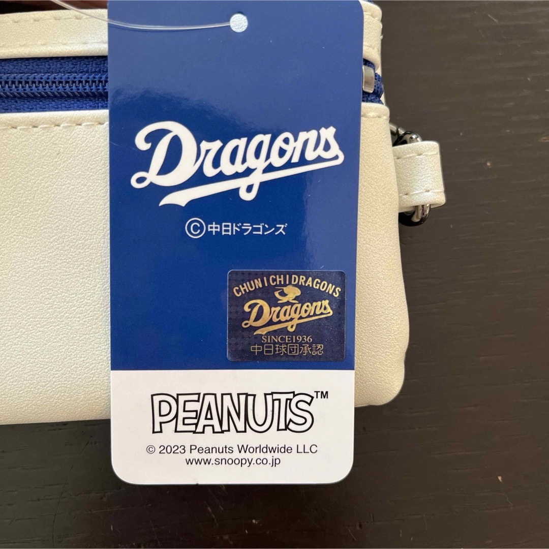 コインケース　スヌーピー ×中日ドラゴンズ レディースのファッション小物(コインケース)の商品写真