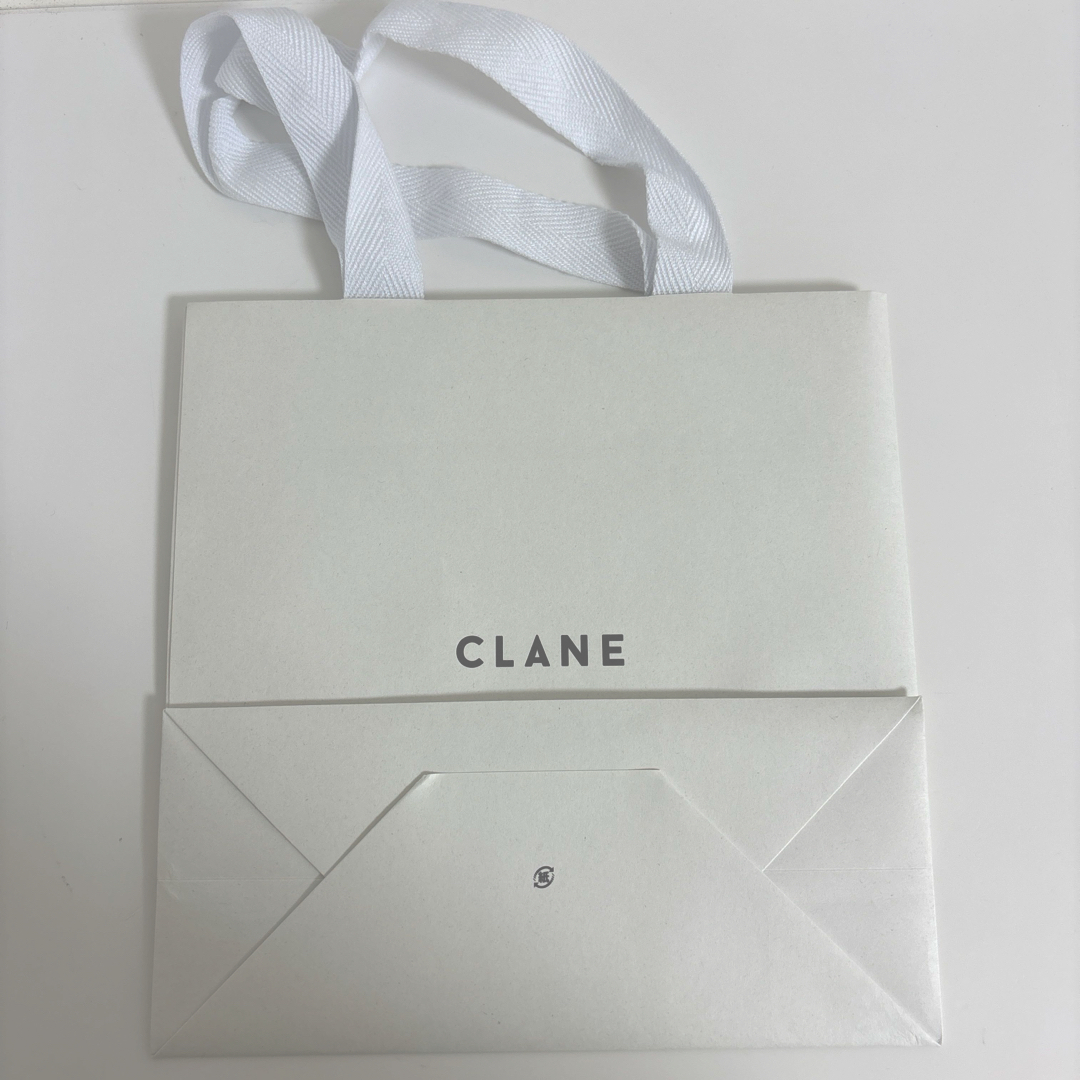 CLANE(クラネ)のCLANE　クラネ　紙袋　ショッパー レディースのバッグ(ショップ袋)の商品写真