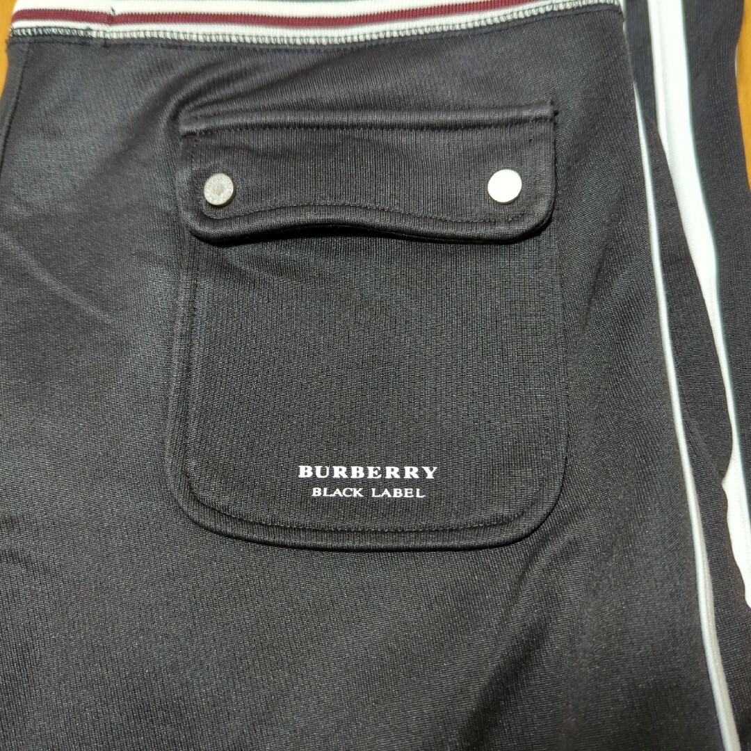 BURBERRY BLACK LABEL(バーバリーブラックレーベル)のBURBERRY BLACK LABEL スウェットパンツ 3 ロゴあり メンズのパンツ(その他)の商品写真