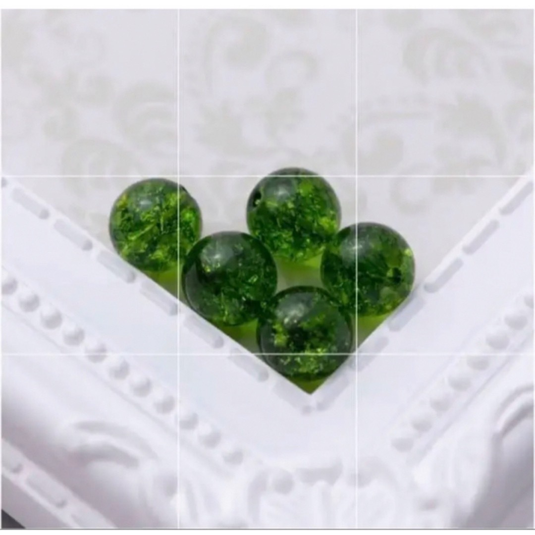 AAA ペリドット 水晶 緑 パワーストーン 天然石 8ミリ５粒 両穴  S77 ハンドメイドの素材/材料(各種パーツ)の商品写真