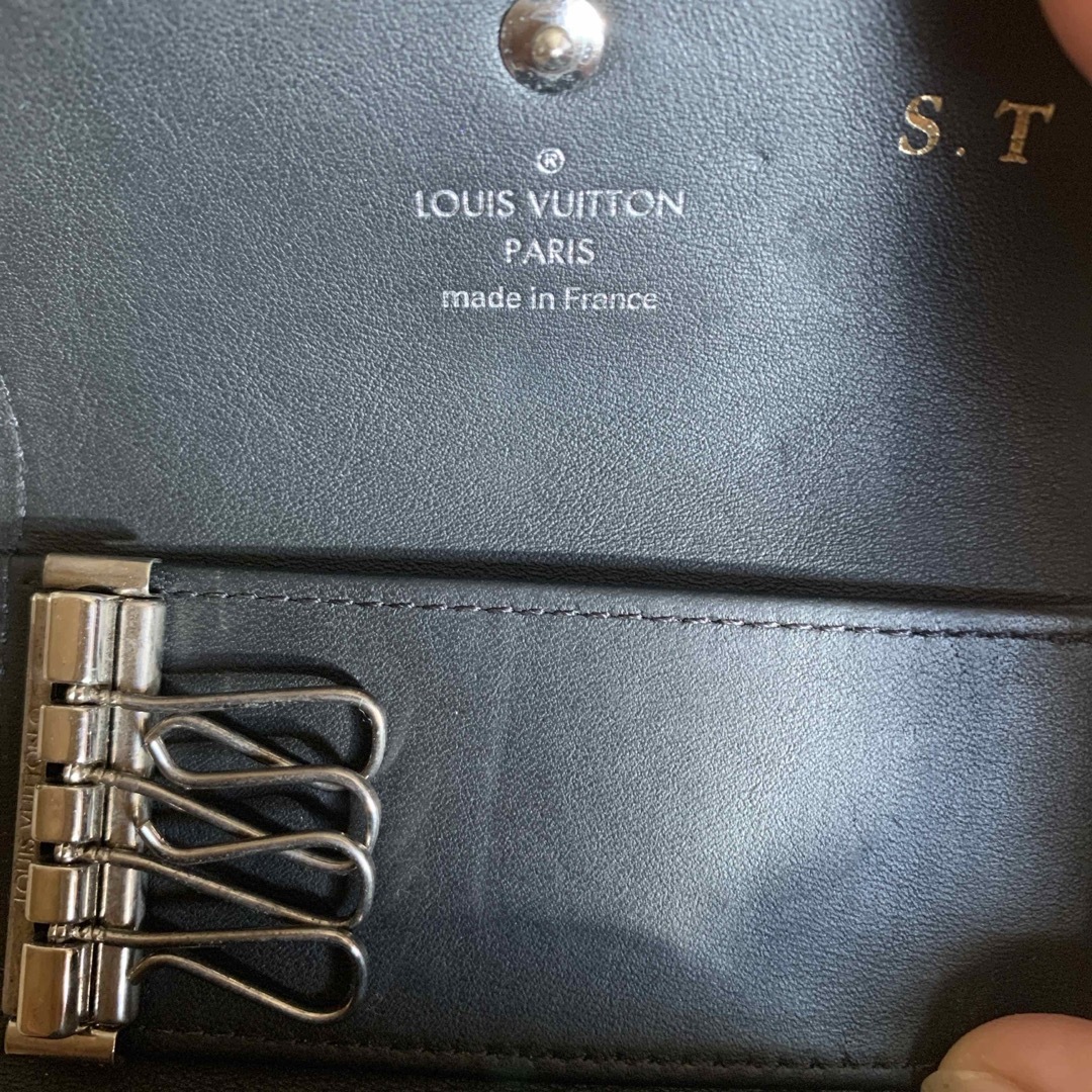 LOUIS VUITTON(ルイヴィトン)のLOUIS VUITTON ミュルティクレ4 4連キーケース モノグラムマヒナ メンズのファッション小物(キーケース)の商品写真