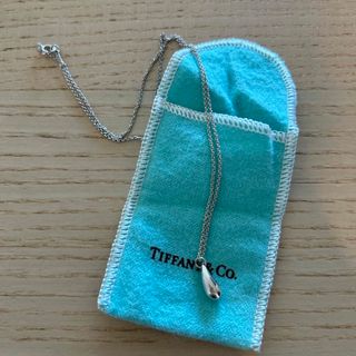 ティファニー(Tiffany & Co.)のティファニー　ティアドロップ　ネックレス　シルバー(ネックレス)