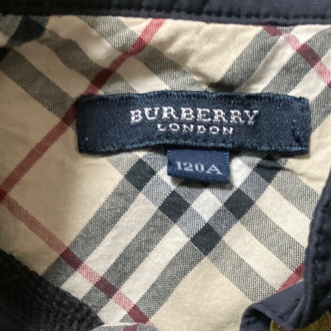 BURBERRY(バーバリー)のバーバリー　ジャケット　べべ　あったかネックトレーナー　120センチ　2着セット キッズ/ベビー/マタニティのキッズ服男の子用(90cm~)(その他)の商品写真