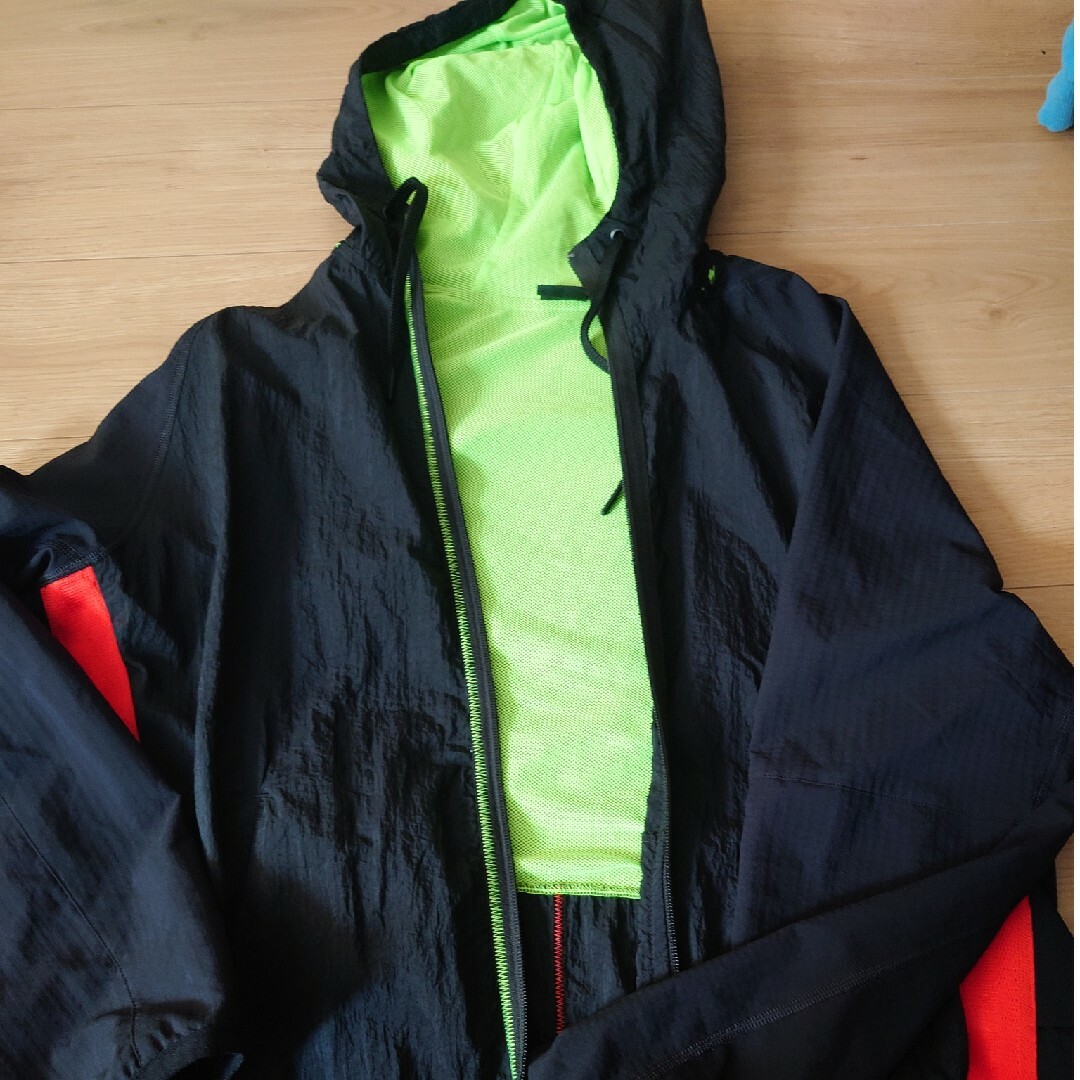 ナイキ　セットアップ メンズのジャケット/アウター(ナイロンジャケット)の商品写真
