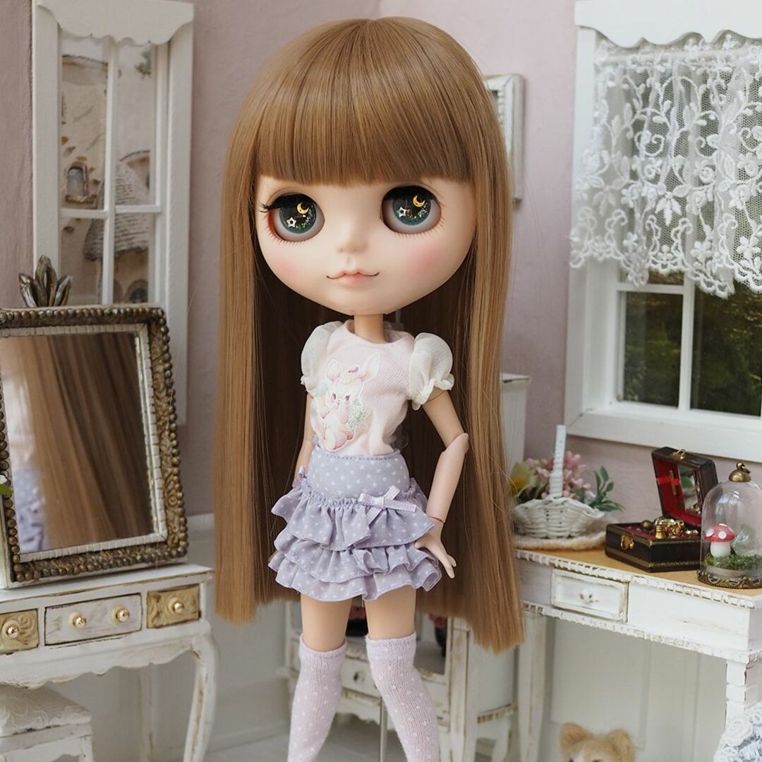 ネオブライス ウィッグ ぱっつんストレート MiB 10インチ Blythe ハンドメイドのぬいぐるみ/人形(人形)の商品写真