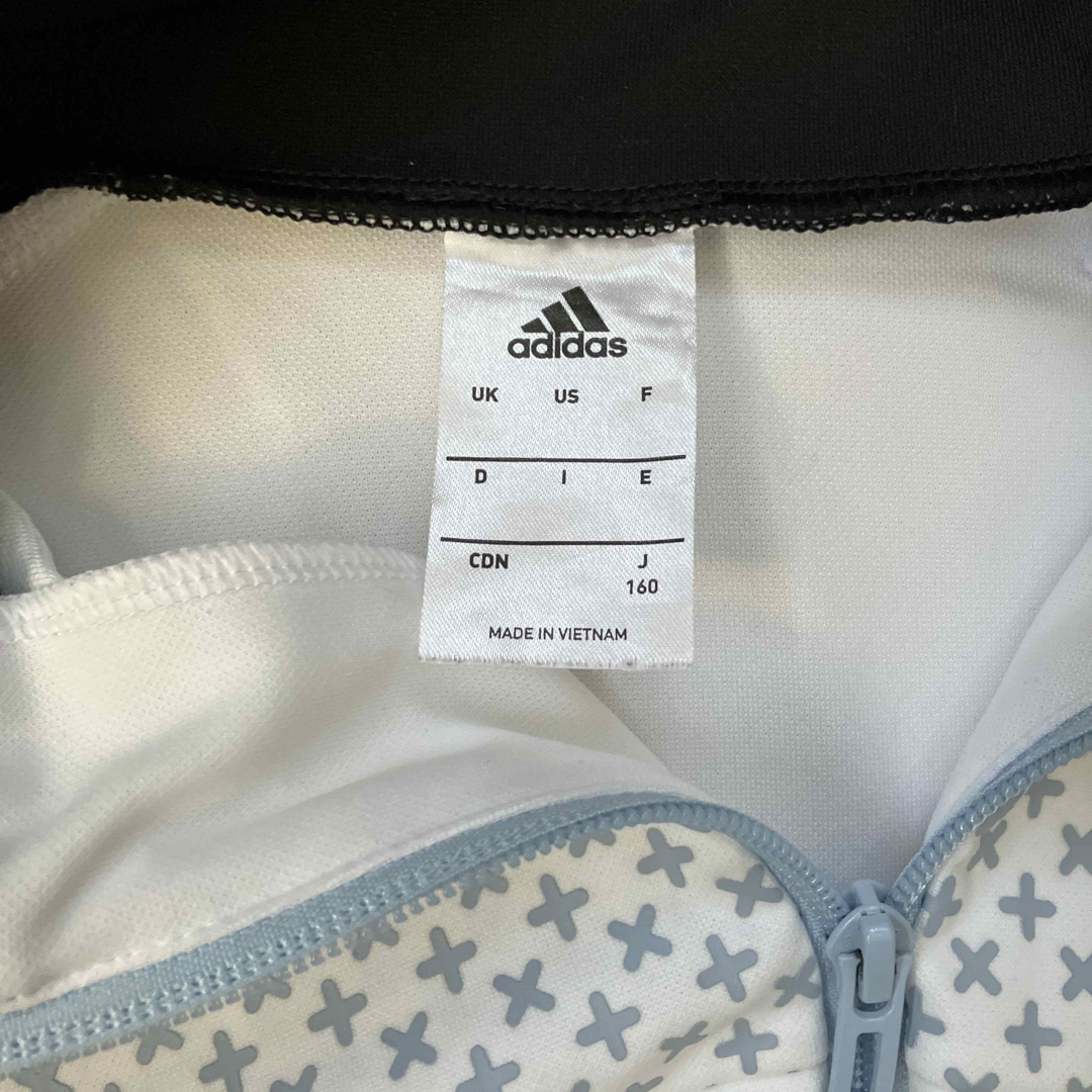 adidas(アディダス)のadidas アディダス　ジャージ上下セット キッズ/ベビー/マタニティのキッズ服女の子用(90cm~)(その他)の商品写真