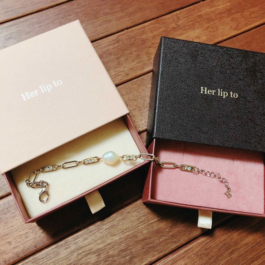 Her lip to(ハーリップトゥ)のherlipto Pink Pearl Crystal Bracelet レディースのアクセサリー(ブレスレット/バングル)の商品写真