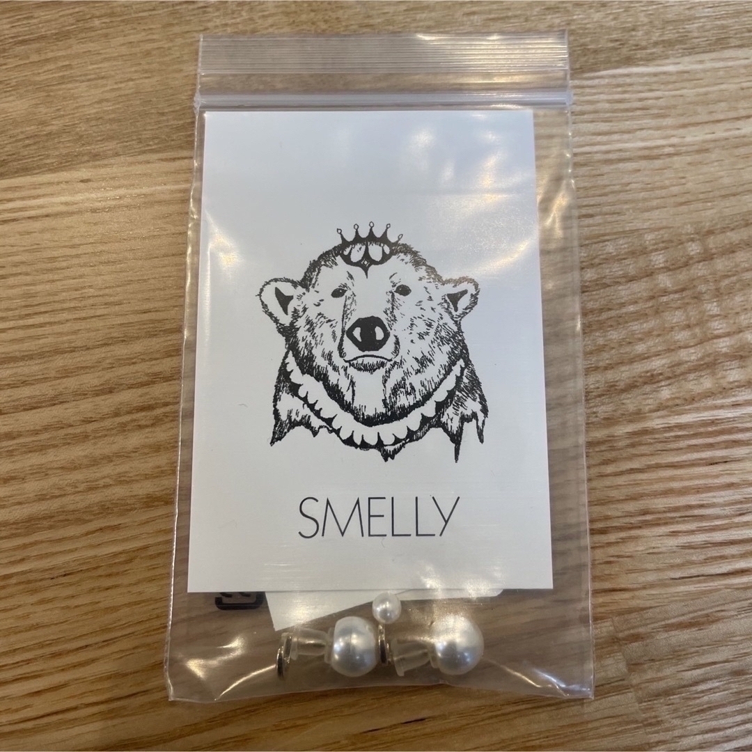 SMELLY(スメリー)の★新品★アーバンリサーチ　SMELLY スメリー アクセサリー レディースのアクセサリー(ピアス)の商品写真