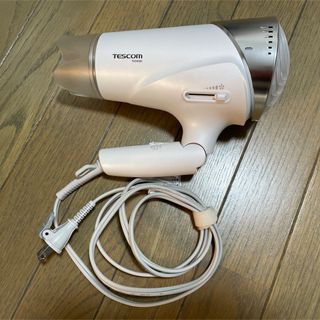 テスコム(TESCOM)のテスコム ヘアードライヤー Speedom TID3500 白(ドライヤー)