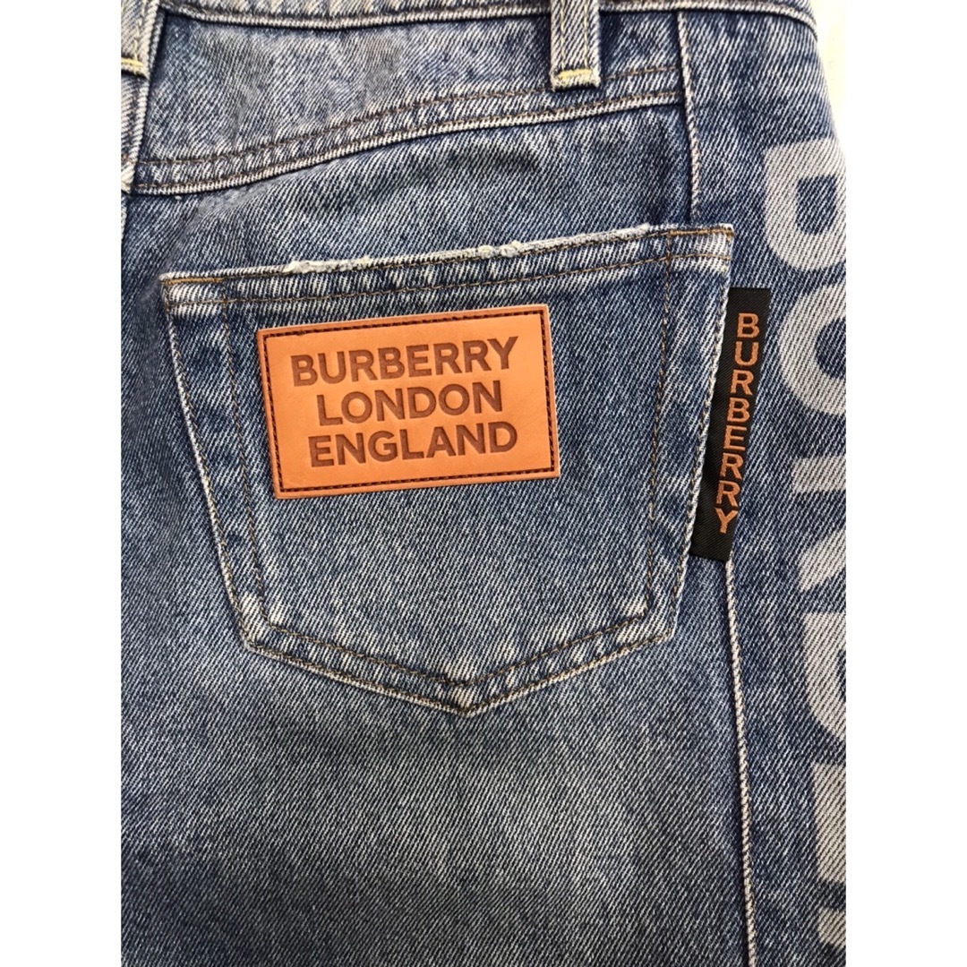 BURBERRY(バーバリー)のBURBERRY ロゴラインデニムパンツ メンズのパンツ(デニム/ジーンズ)の商品写真