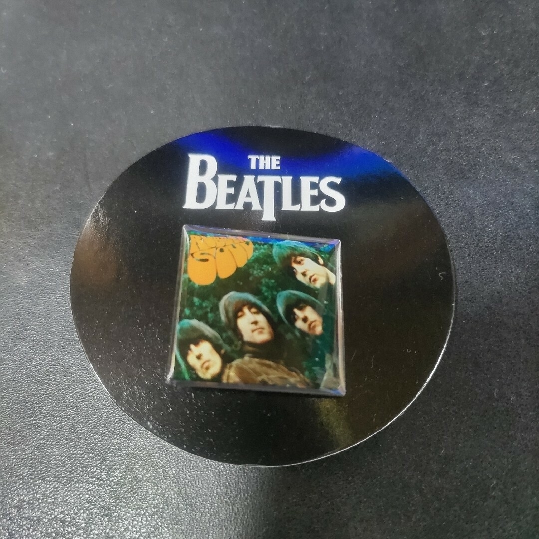 THE BEATLES(ビートルズ)のビートルズ　ピンズカプセル エンタメ/ホビーのタレントグッズ(ミュージシャン)の商品写真