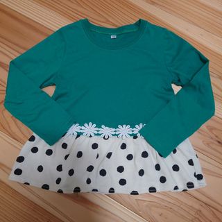 2個300円　1月10日まで　110センチ　トップス(Tシャツ/カットソー)