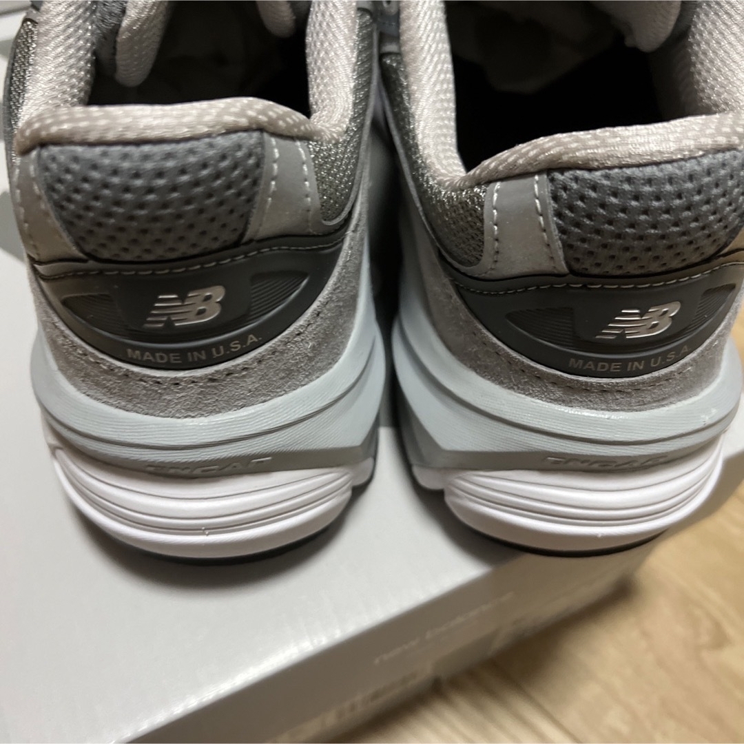 New Balance(ニューバランス)の新品 M990GL6 ニューバランス GL6 V6 レザー スニーカー UK10 メンズの靴/シューズ(スニーカー)の商品写真